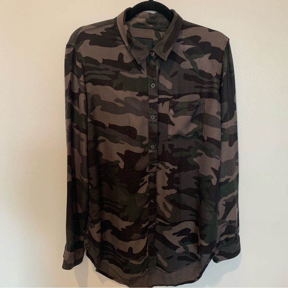 Rails Women’s Green and Brown Camouflage Button-Down Shirt Size M